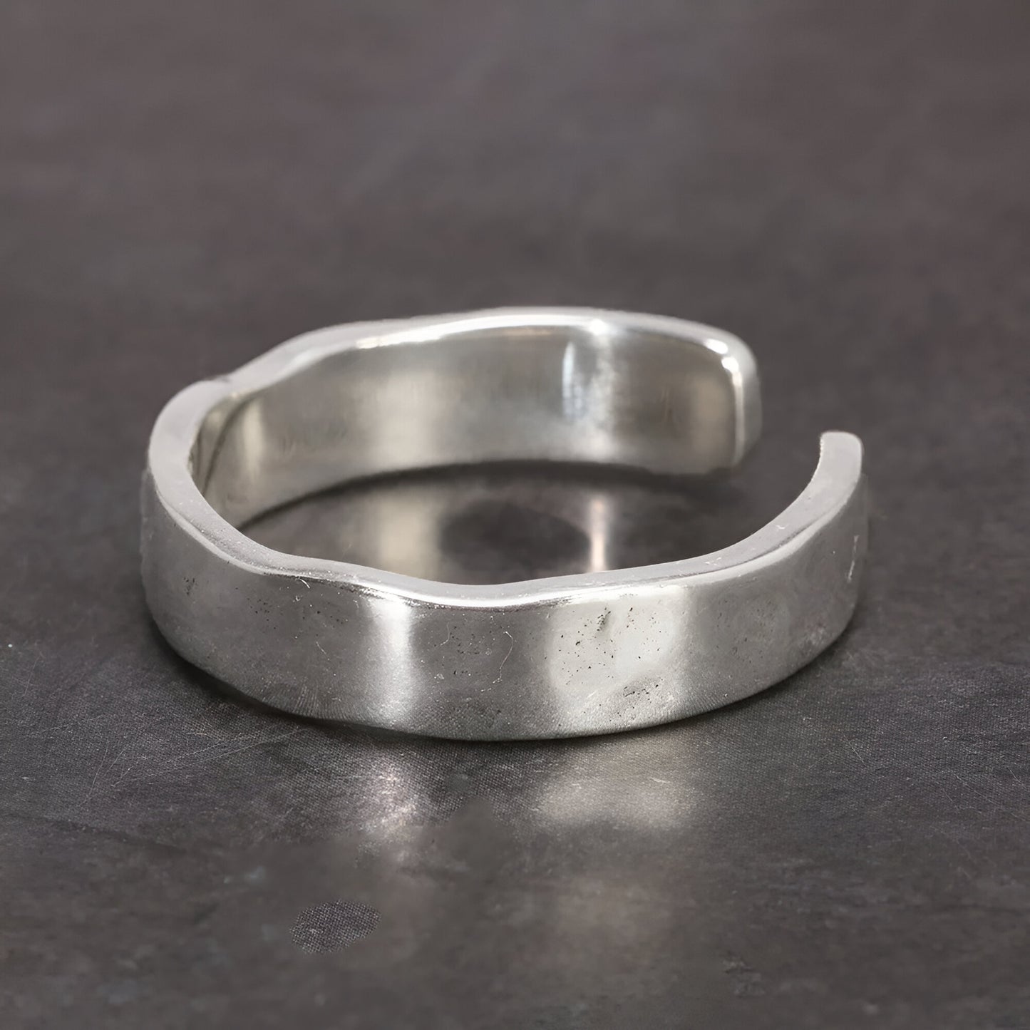 BAGUE OUVERTE SCULPTÉE 925