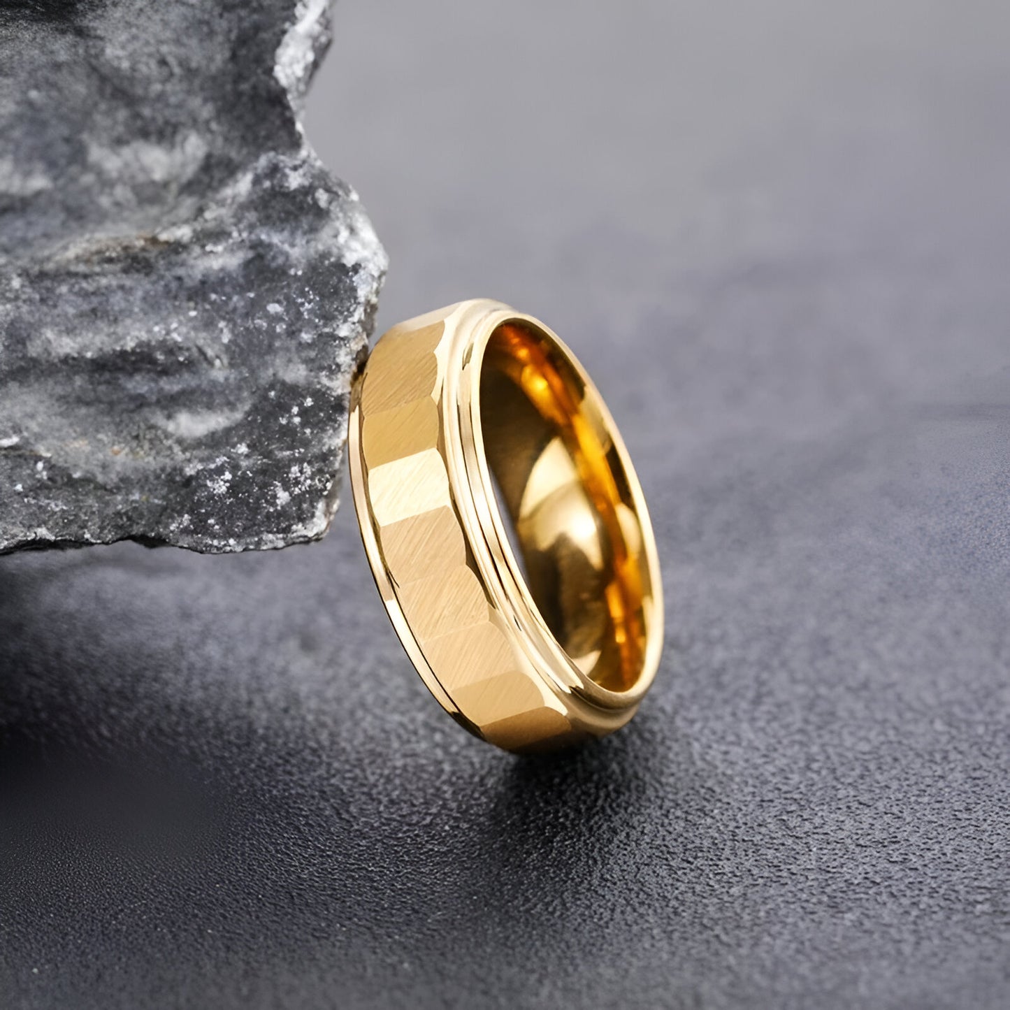 BAGUE FACETTES DORÉES EN OR