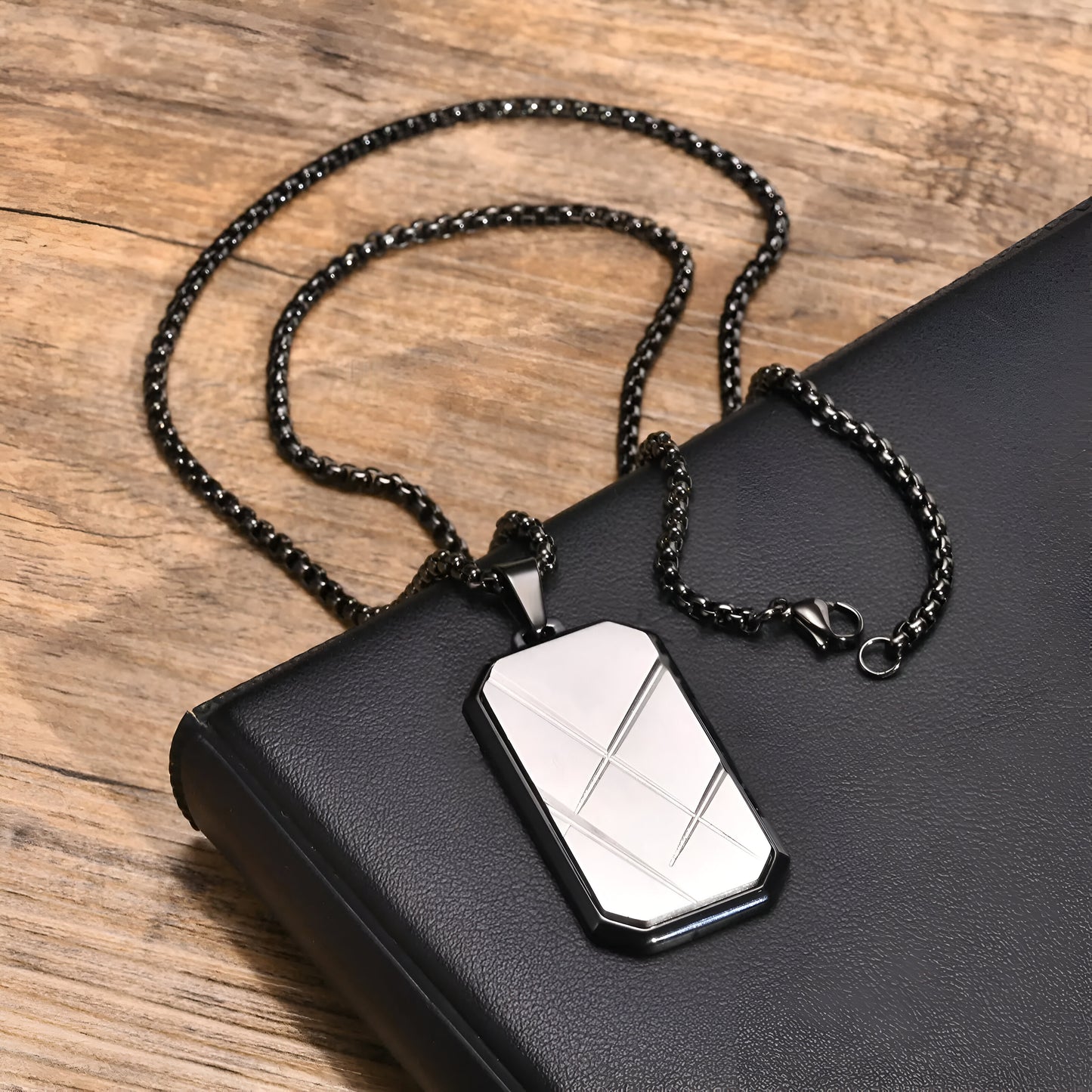 COLLIER PENDENTIF LIGNE D’OMBRE EN ARGENT