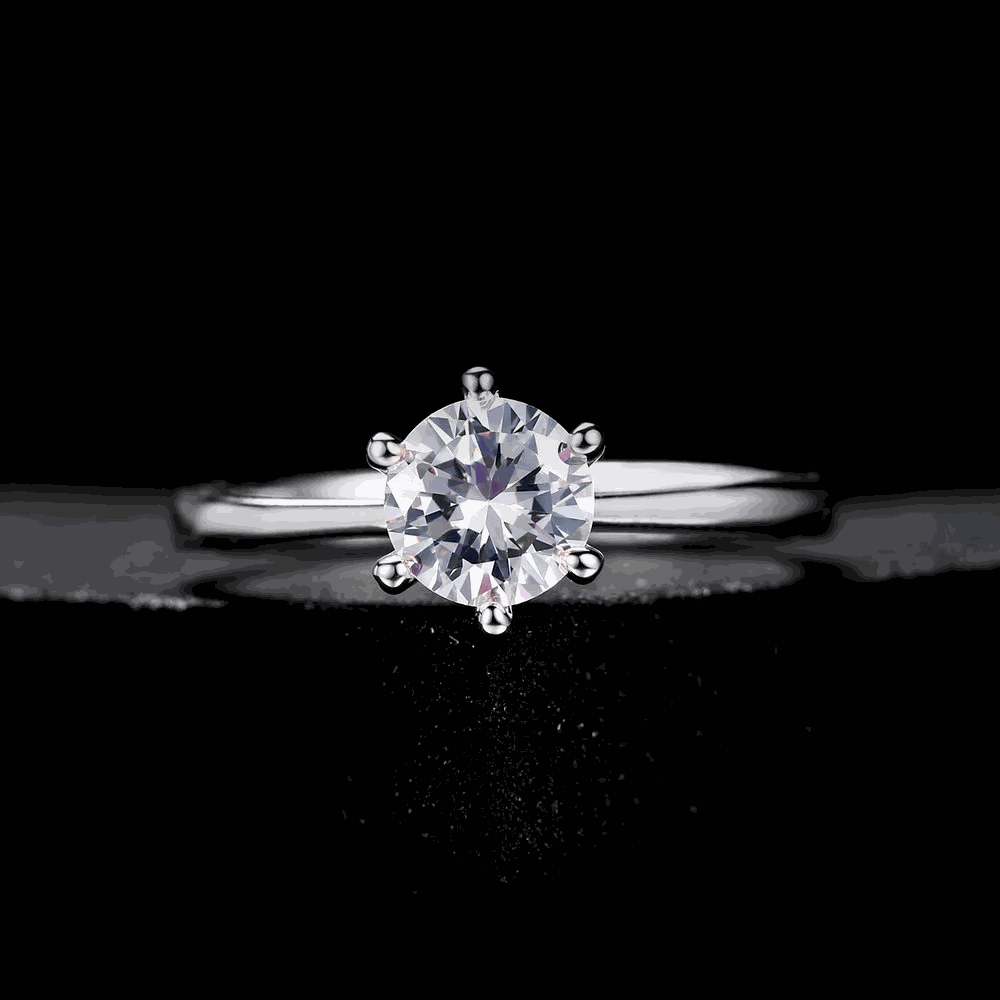 Bague de fiançailles en argent solitaire 6 griffes, zircon cubique étincelant et finition en or blanc 18K - Un choix intemporel pour célébrer l'amour.