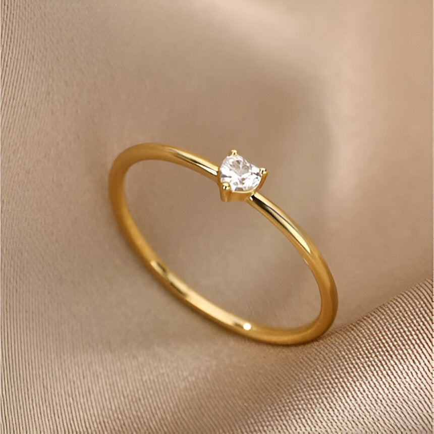 Bague de fiançailles en or cœur élégant, plaquage or 14K, diamant de zircon cubique, un design élégant qui captivera à chaque regard - La Petite Rebelle