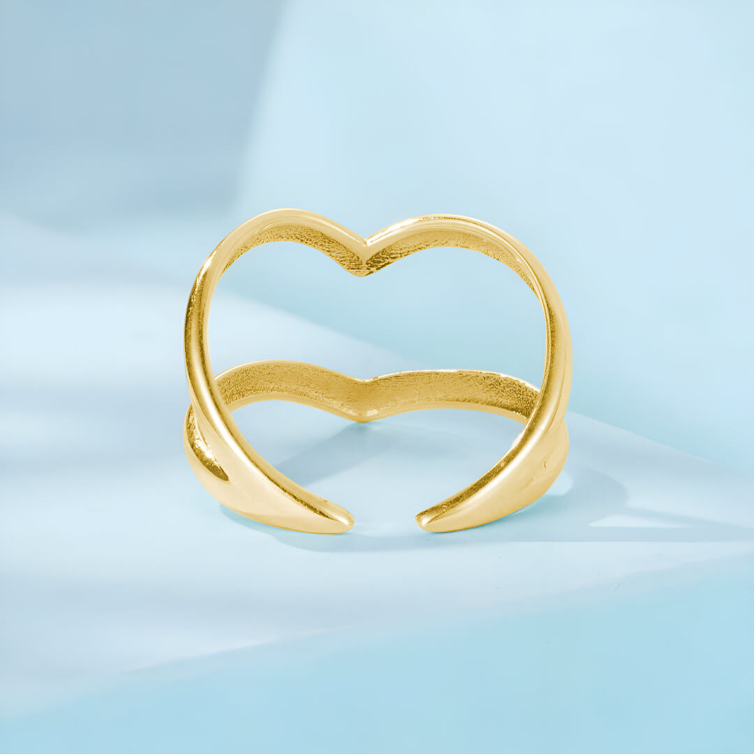 Bague fantaisie ouverte en or jaune vue de dos.