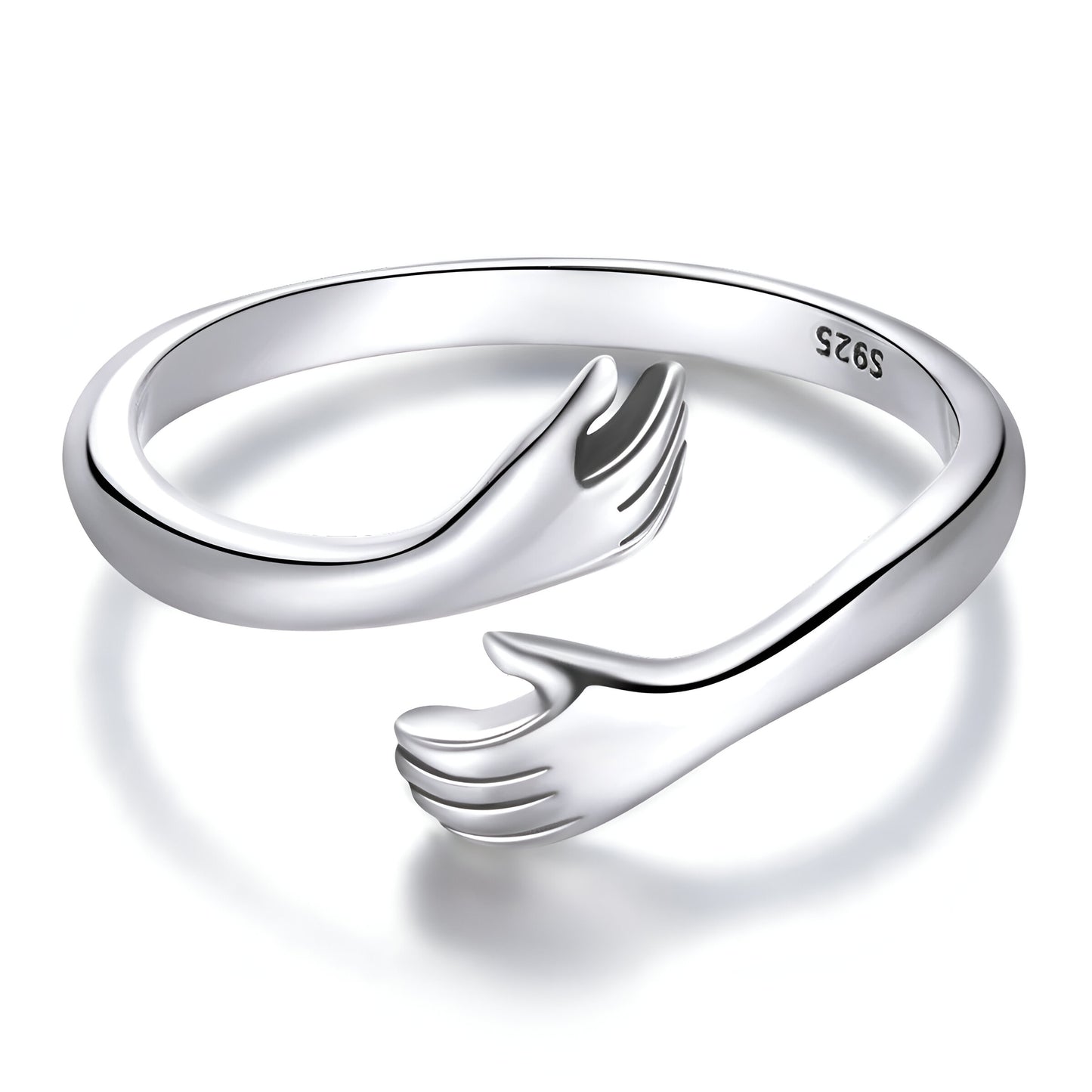 Bague ouverte en argent sterling 925, design enlacement élégant, vue de face sur fond blanc – bague moderne et raffinée pour femmes - La Petite Rebelle