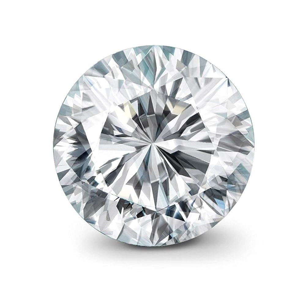 Diamant zircon incolore vu de face, éclat brillant sur fond blanc, pierre précieuse pour femme idéale pour des créations de bijouterie haute gamme - La Petite Rebelle