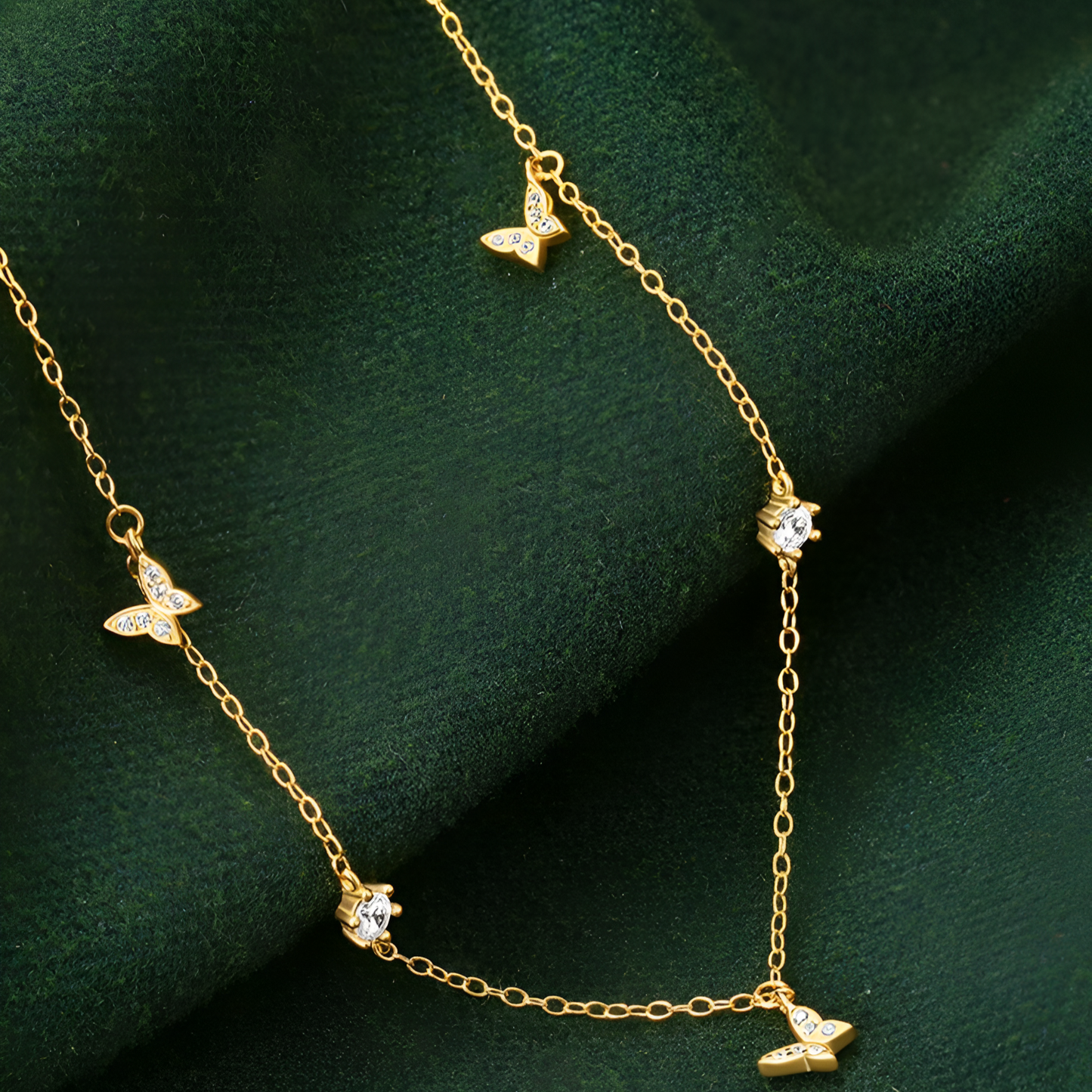 Collier Fantaisie Papillons Éclat Doré