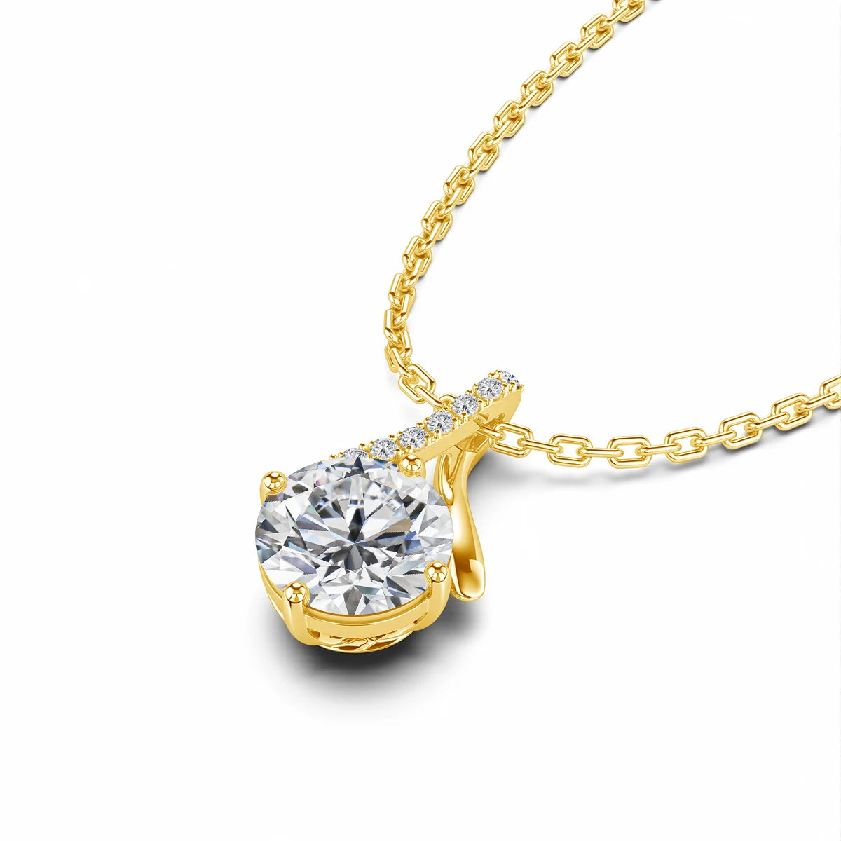 Pendentif solitaire en or jaune et diamants synthétiques et naturels à plat.