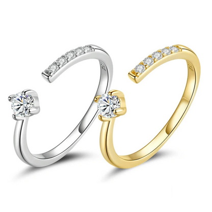 Variantes de l'alliance de mariage ouverte halomira en argent 925 plaqué or jaune lumineux ou plaqué or blanc discret et diamants sur fond blanc.