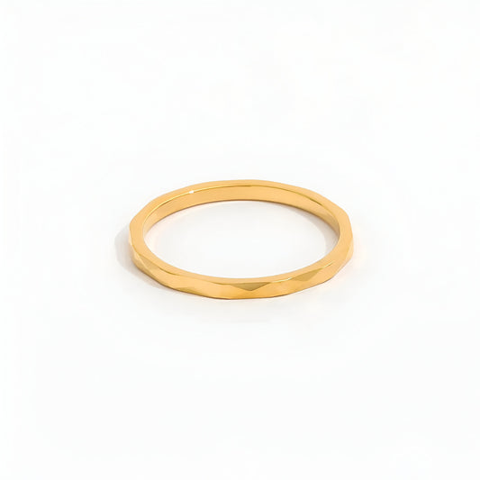 Alliance en or fine pour femme en acier inoxydable plaqué or 14K - bijou minimaliste La Petite Rebelle