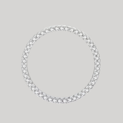 Alliance éternité en or blanc et rhodiée sertie de diamants naturels vue du dessus.