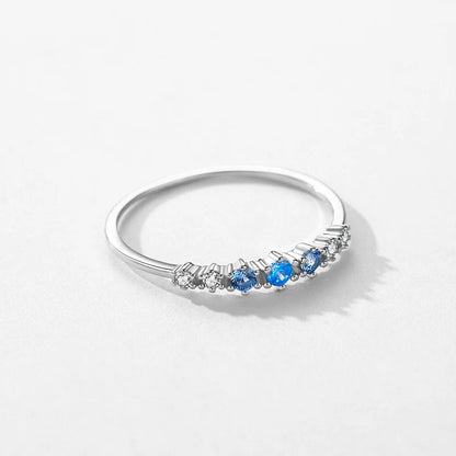 Alliance fine diamant bleu Perlina en argent sterling 925 plaqué or blanc à plat.