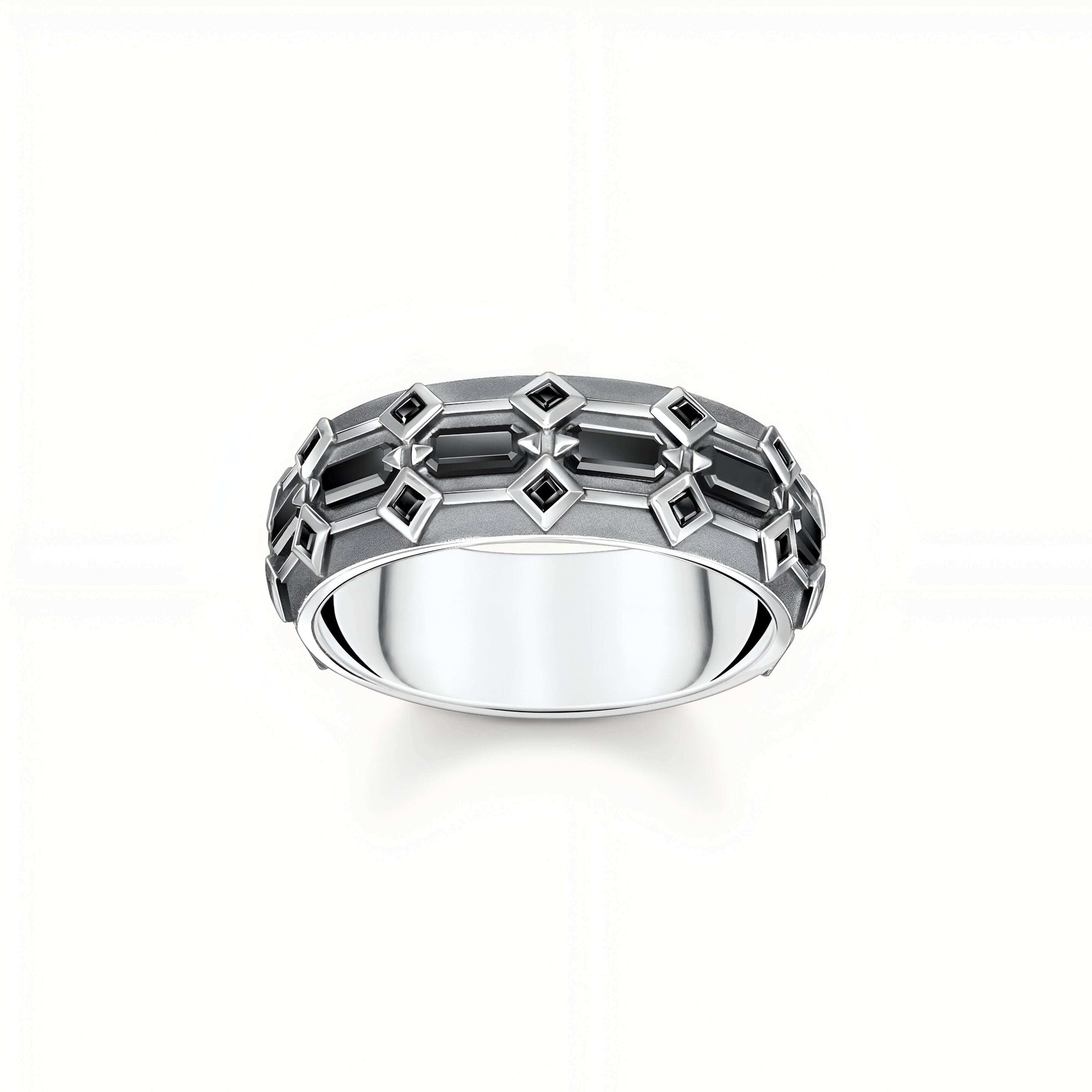 Bague à bande unisexe en argent 925 et platine sertie de diamants naturels noirs sur fond blanc.