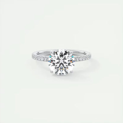 Bague de fiançailles en argent sterling 925 rhodié orné d'un solitaire et de diamants vue de face.