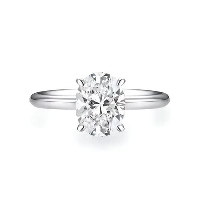 Bague de fiançailles en argent sterling 925 avec multi diamants de moissanite, plaquée or blanc 18K - Parfaite pour célébrer un moment inoubliable. Bague chic et élégante en argent pour une demande de fiançailles unique.