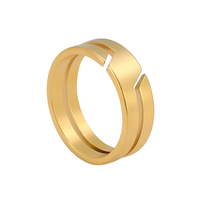 Bague en acier inoxydable variante jaune sur fond blanc.