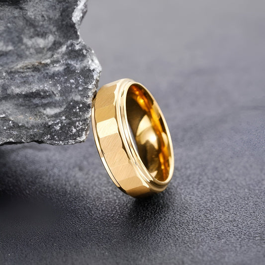 BAGUE FACETTES DORÉES EN OR LA PETITE REBELLE