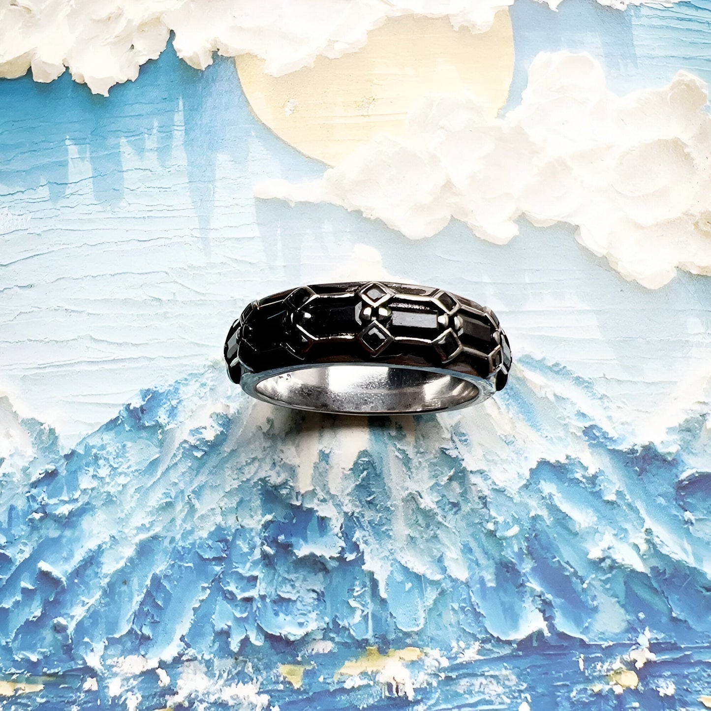 BAGUE MOTIF ARCHITECTONIQUE EN ARGENT OXYDÉ LA PETITE REBELLE