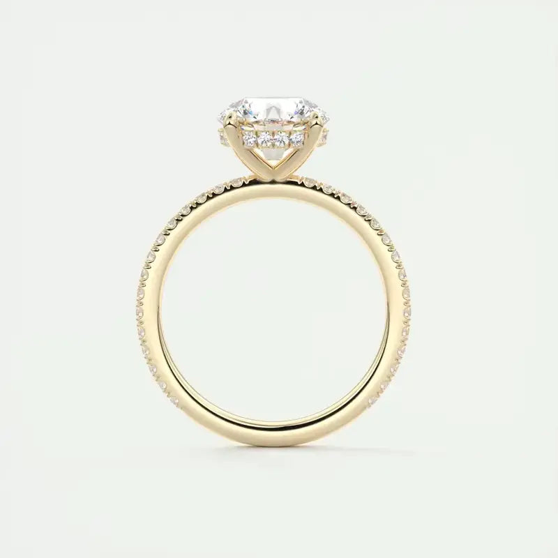 Bague solitaire Artemis en argent 925 plaqué or jaune et diamants scintillants vue latérale.