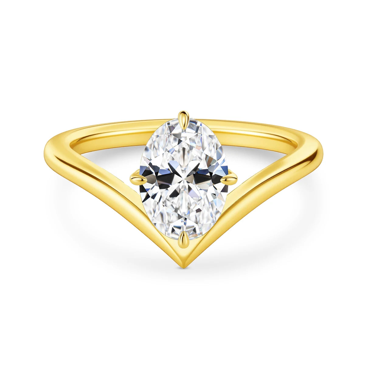 Bague solitaire en or jaune et diamant synthétique sur fond blanc.