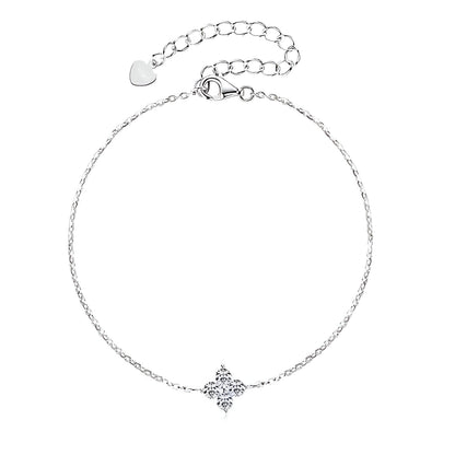 Design raffiné du bracelet fleur de luxe en argent, zircons brillants capturant la lumière