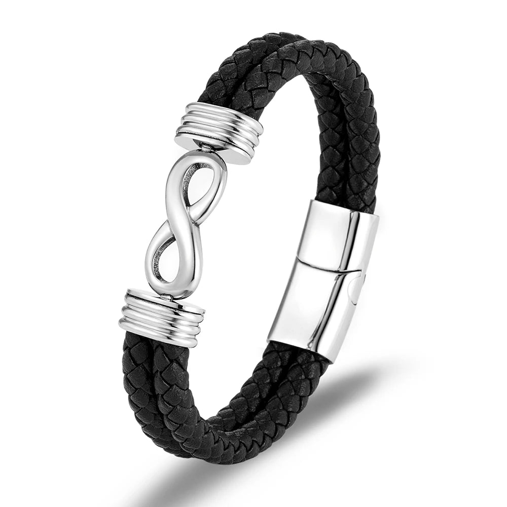 Bracelet infini en cuir noir et acier inoxydable plaqué argent 925 blanc sur fond blanc.