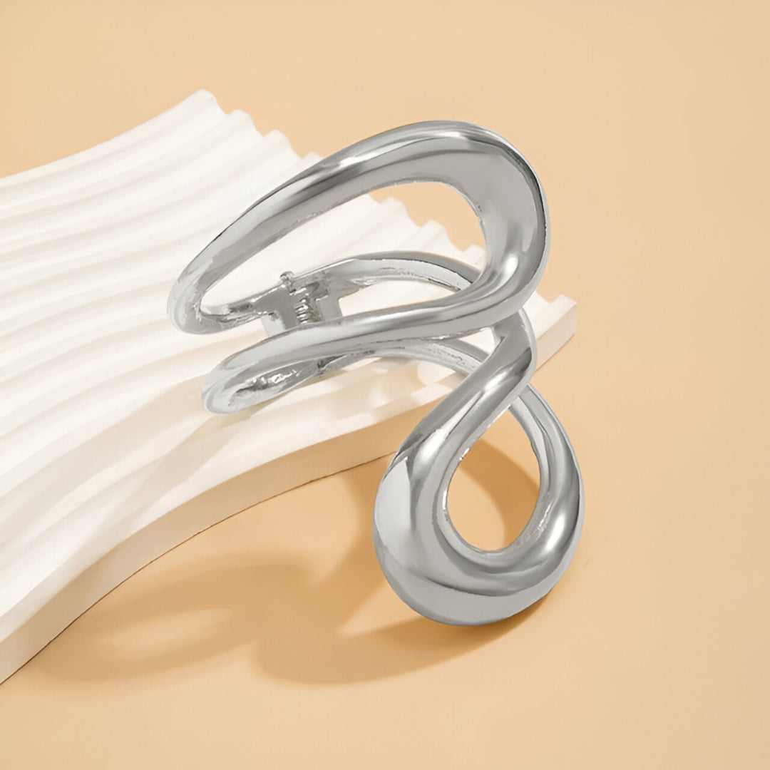 Bracelet manchette ajustable en or blanc vue de face.