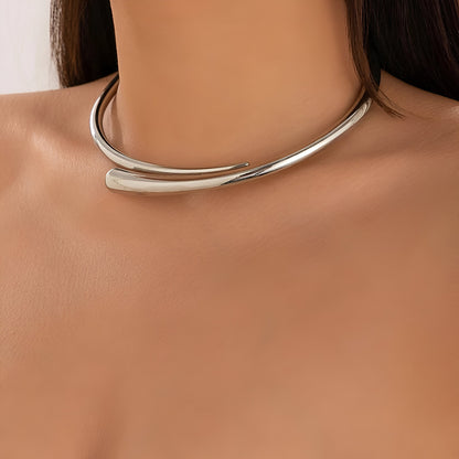 COLLIER OUVERT COURBE EN ARGENT