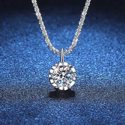 Collier pendentif maille forçat miroir Daniella en argent sterling 925 plaqué or blanc et diamants vue de face.