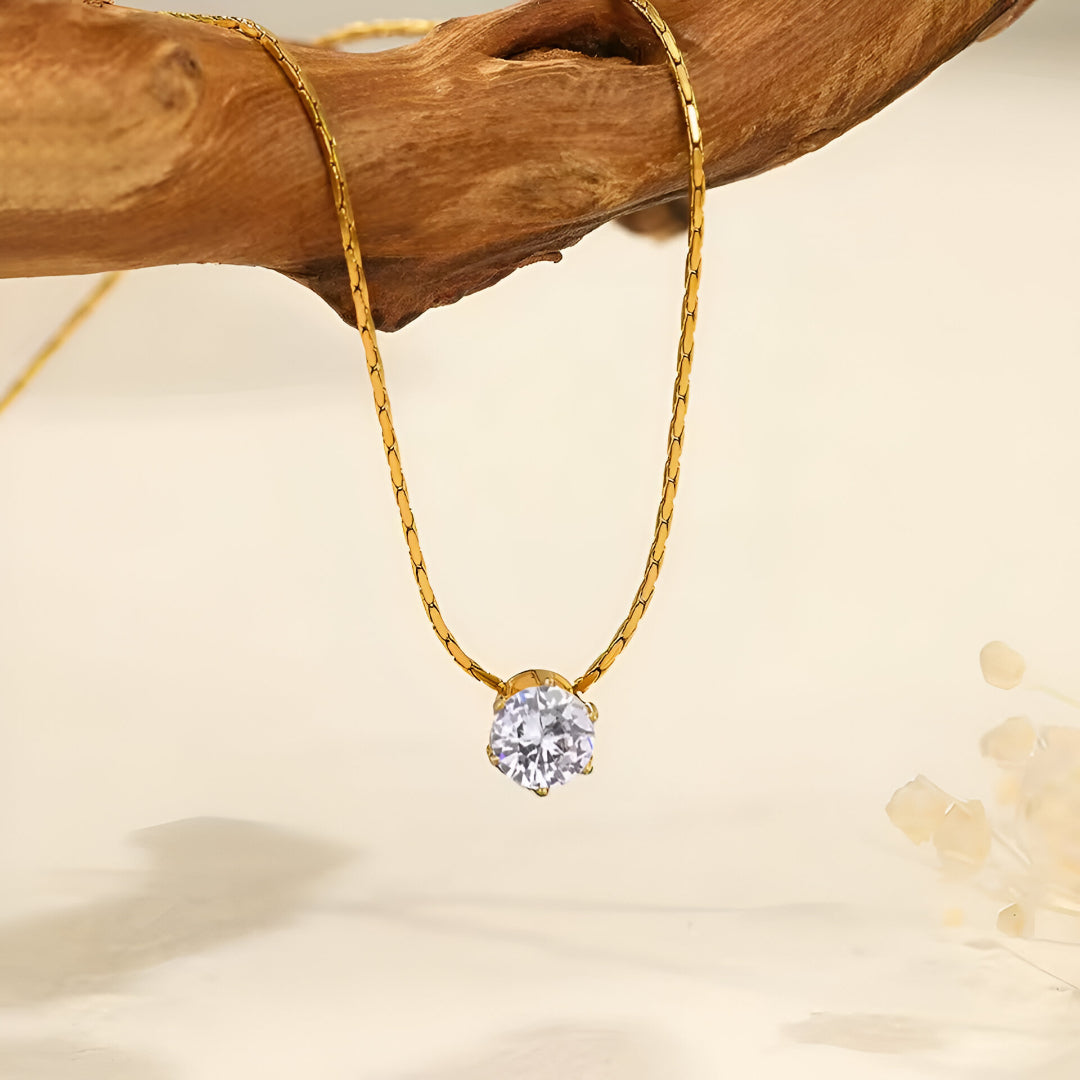 Collier Solitaire Lumière Dorée