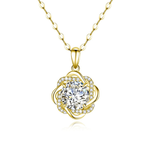 Pendentif rose de diamants Orëa en or jaune 14K sur fond blanc.