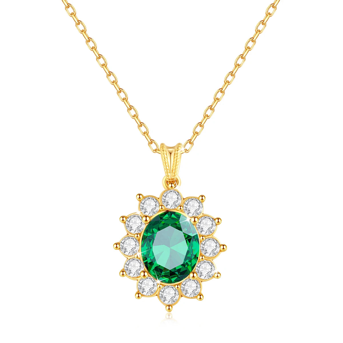 Pendentif solaire en or jaune orné d'une émeraude et de diamants synthétiques sur fond blanc.