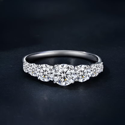 BAGUE VARIATION DE MOISSANITE
