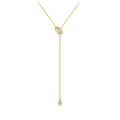 Collier sautoir pierre amovible élorie en argent 925 plaqué or jaune et diamants sur fond blanc.